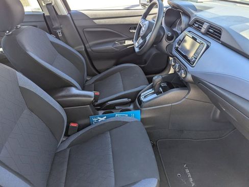 Used 2023 Nissan Versa SV image 11