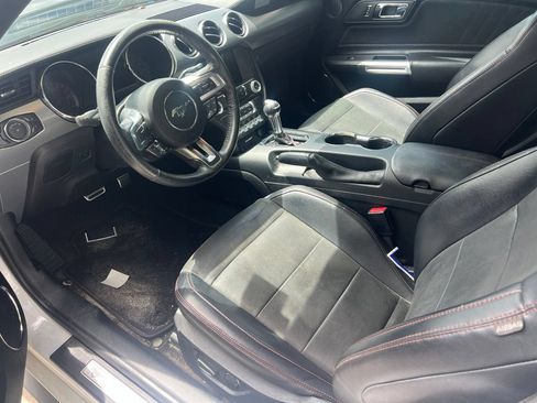 Used 2017 Ford Mustang GT Premium RWD image 5