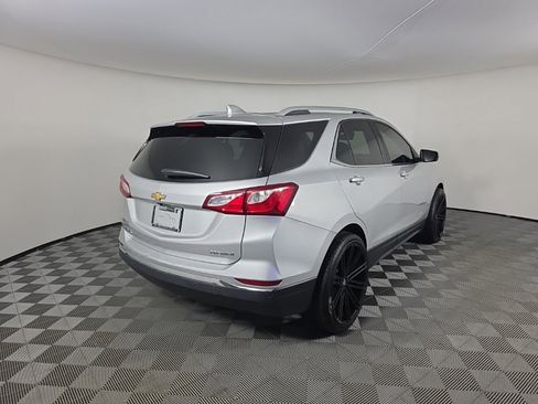 Used 2021 Chevrolet Equinox Premier image 5