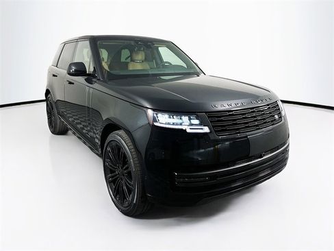New 2026 Land Rover Range Rover SE image 3