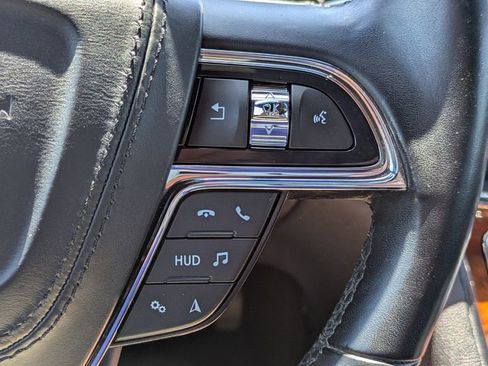 Used 2020 Lincoln Continental Reserve FWD image 19