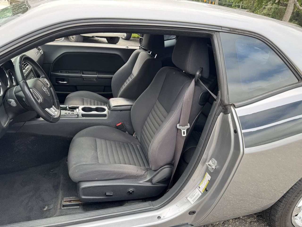 Used 2013 Dodge Challenger SXT RWD image 14