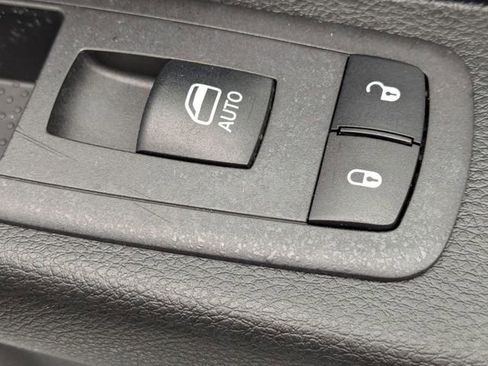 Used 2023 RAM 5500 Tradesman w/ Chrome Appearance Group image 34