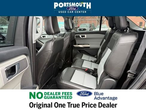 Certified 2022 Ford Explorer XLT w/ Equipment Group 202A image 5