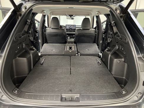 Used 2025 Mitsubishi Outlander SE AWD/4WD image 42