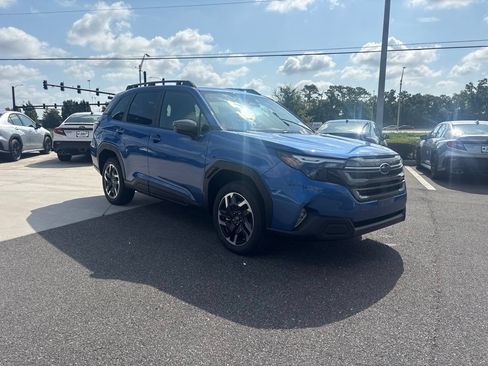 New 2026 Subaru Forester Touring AWD/4WD image 3