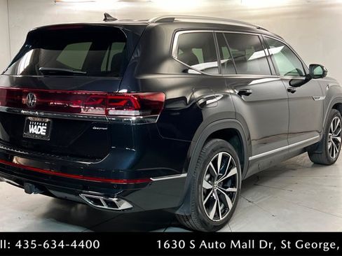 Used 2024 Volkswagen Atlas SEL Premium R-Line AWD/4WD image 5