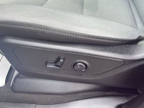 Used 2020 RAM 1500 Big Horn image 13