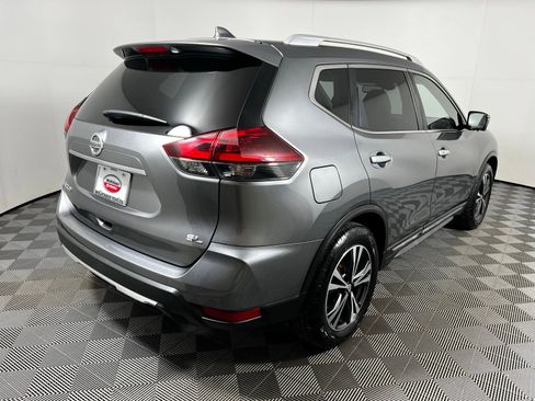 Used 2018 Nissan Rogue SL image 5