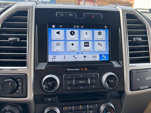 Used 2016 Ford F150 Lariat w/ Equipment Group 502A Luxury image 49