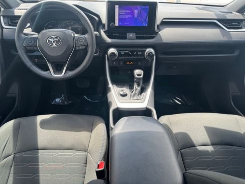 Used 2023 Toyota RAV4 SE w/ Convenience Package AWD/4WD image 13