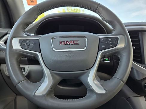 Used 2018 GMC Acadia SLE w/ LPO, Floor Liner Package image 21