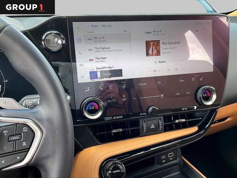 Used 2025 Lexus NX 250 FWD w/ Cold Area Package image 6