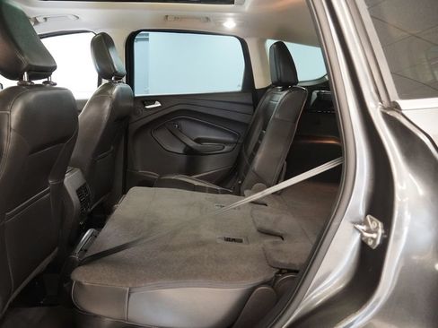 Used 2018 Ford Escape Titanium w/ Ford Safe & Smart Package AWD/4WD image 29