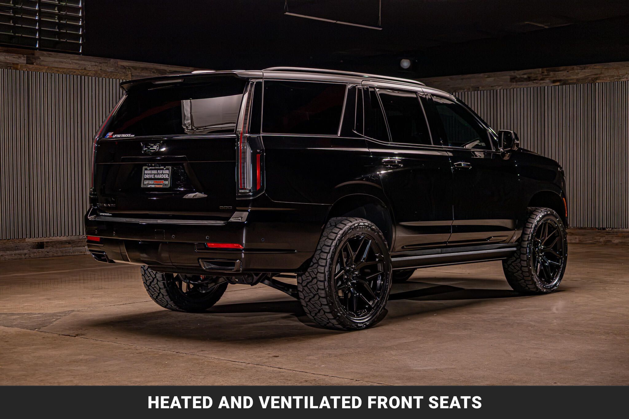 Used 2025 Cadillac Escalade Sport AWD/4WD image 10