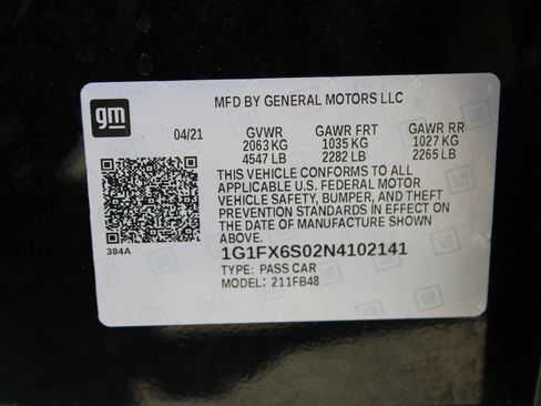 Used 2022 Chevrolet Bolt LT w/ Infotainment Package FWD image 17