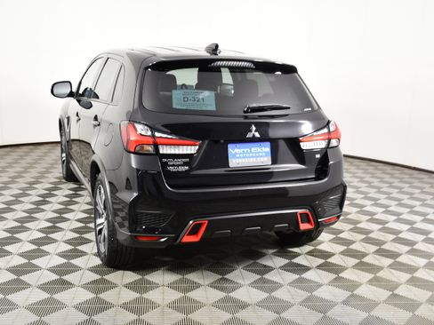 Used 2023 Mitsubishi Outlander Sport SE AWD/4WD image 7