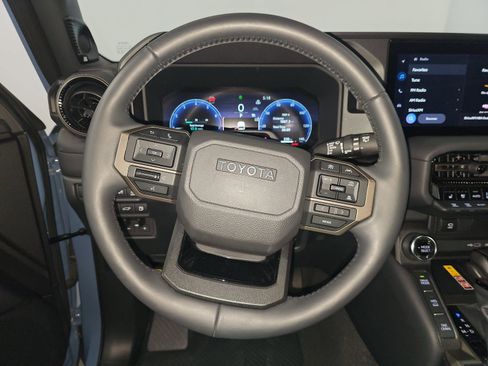 Used 2025 Toyota Land Cruiser 1958 image 9