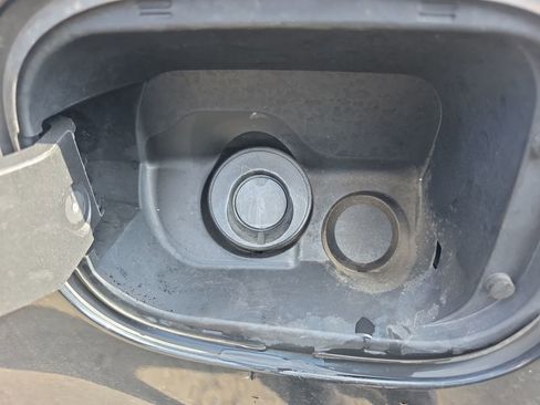 Used 2021 Chevrolet Silverado 1500 RST w/ Redline Edition image 15