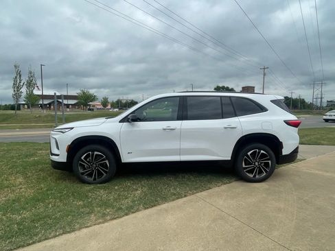 New 2026 Buick Enclave Sport Touring w/ Power Package FWD image 4