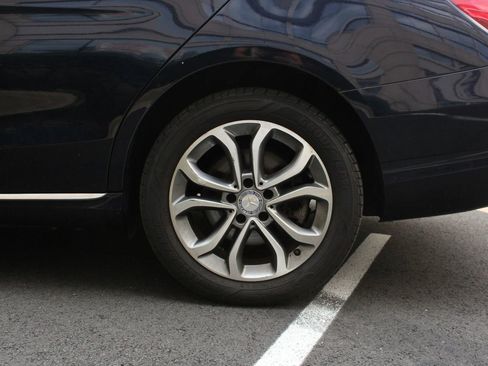 Used 2017 Mercedes-Benz C 300 4MATIC Sedan w/ Premium 1 Package image 10