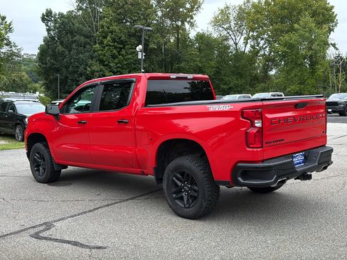 Used 2020 Chevrolet Silverado 1500 LT Trail Boss AWD/4WD image 8