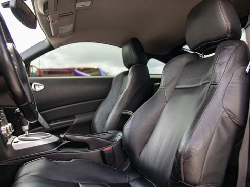 Used 2007 Nissan 350Z Grand Touring w/ Cargo Convenience Pkg RWD image 24