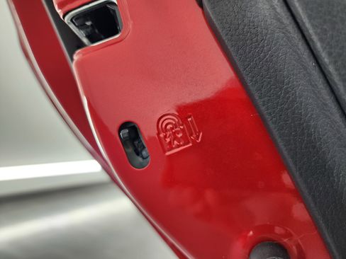 Used 2025 Toyota Camry SE image 38