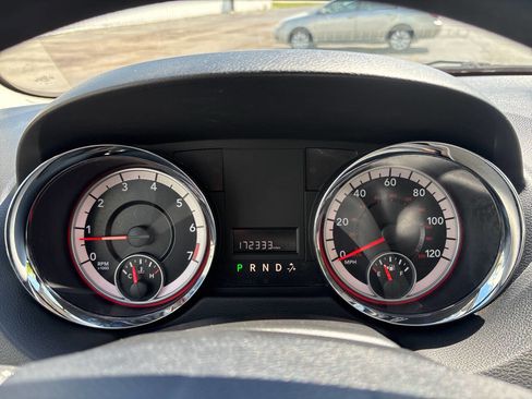 Used 2014 Dodge Grand Caravan American Value Package FWD image 9