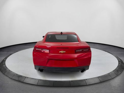 Used 2016 Chevrolet Camaro LT RWD image 6