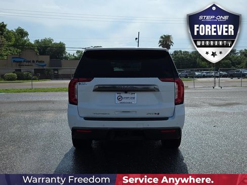 Used 2023 GMC Yukon AT4 AWD/4WD image 6