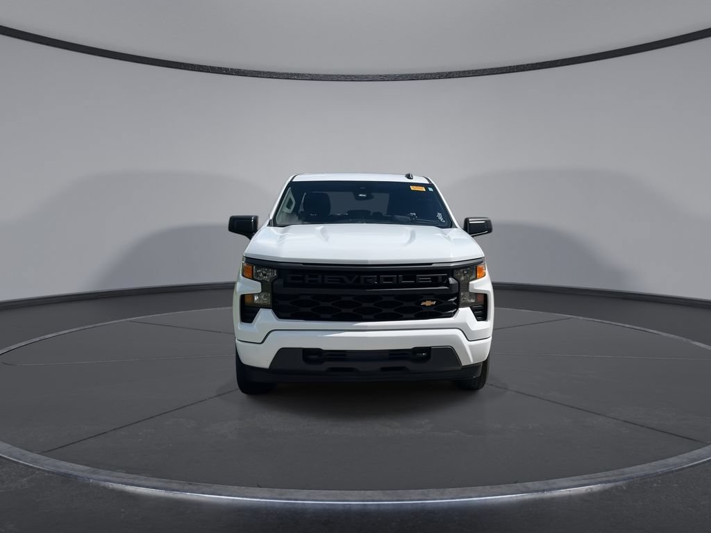 Used 2024 Chevrolet Silverado 1500 Custom RWD image 3