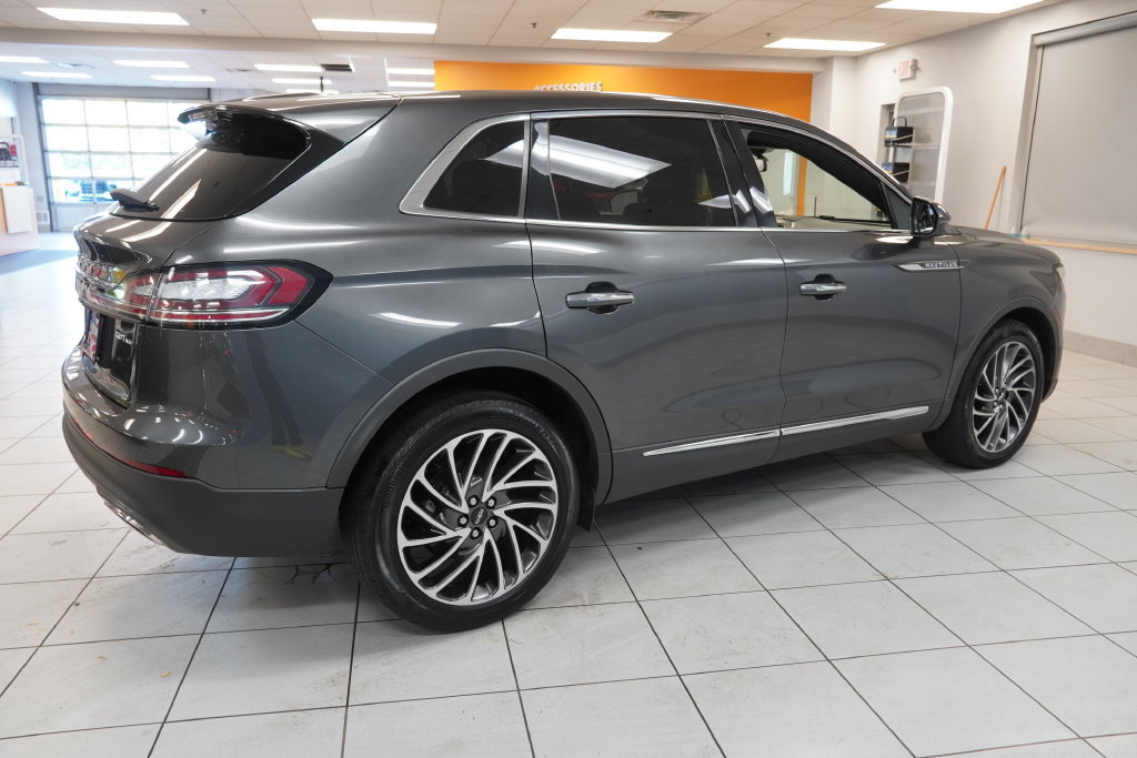 Used 2019 Lincoln Nautilus Reserve AWD/4WD image 13