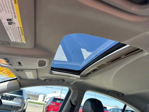 Used 2015 Buick Regal Premium w/ Experience Buick Package image 13