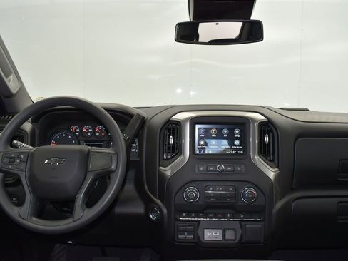 New 2026 Chevrolet Silverado 2500 Custom w/ Custom Value Package image 18