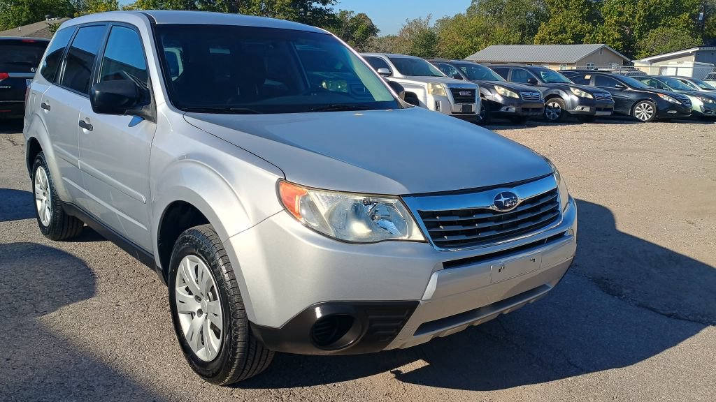 Used 2010 Subaru Forester 2.5X AWD/4WD image 5
