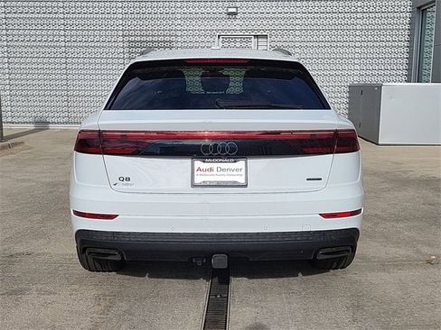 New 2026 Audi Q8 Premium image 4