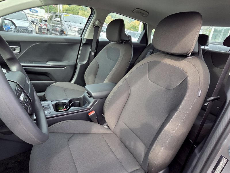New 2026 Kia K4 FWD image 22