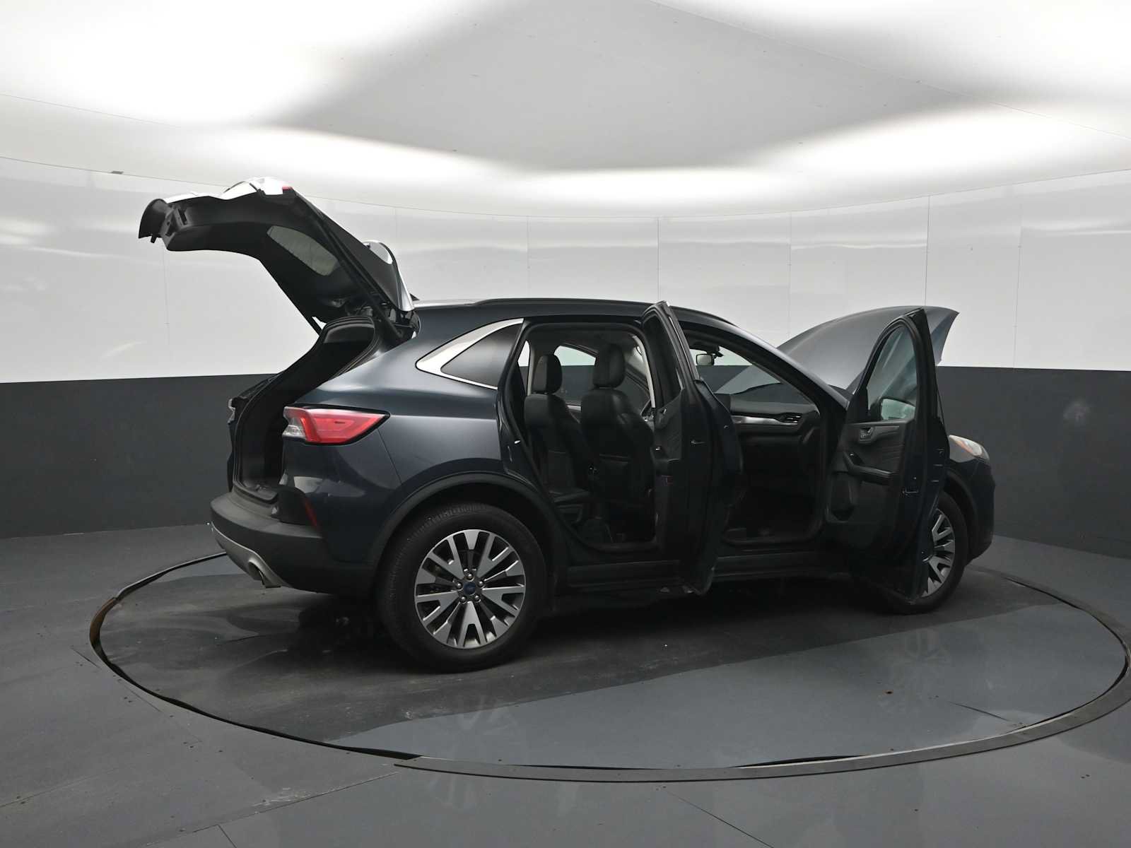 Used 2022 Ford Escape Titanium AWD/4WD image 35