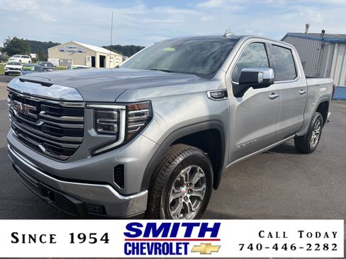 Used 2026 GMC Sierra 1500 SLT AWD/4WD image 1