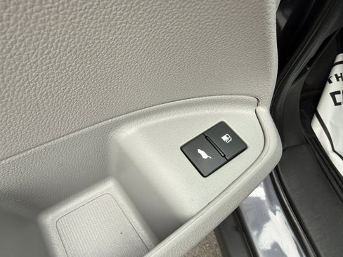 Used 2021 Honda Pilot Touring image 26