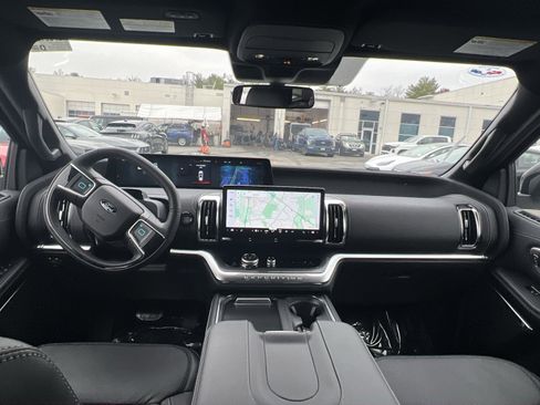 New 2025 Ford Expedition Max Platinum w/ Stealth Performance Package image 23