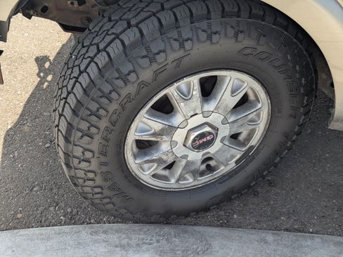 Used 2001 GMC Jimmy SLT w/ SLT Luxury Equipment Group AWD/4WD image 43