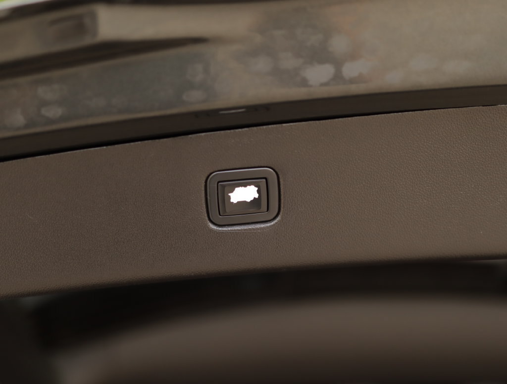 Used 2020 Chevrolet Blazer LT FWD image 27