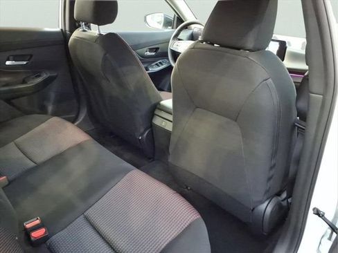 Certified 2026 Nissan Sentra SR w/ Floor Mat Package FWD image 16