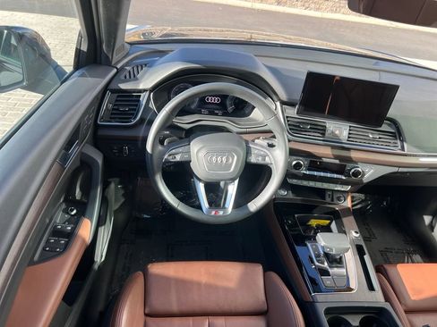 Used 2025 Audi Q5 e Premium Plus image 14