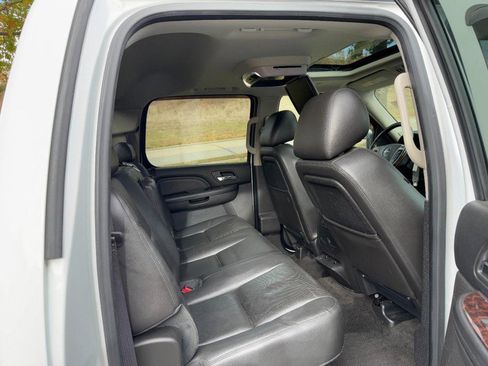 Used 2013 GMC Sierra 2500 Denali w/ Suspension Package, Off-Road image 10