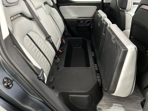 Used 2023 Rivian R1T Adventure AWD/4WD image 24