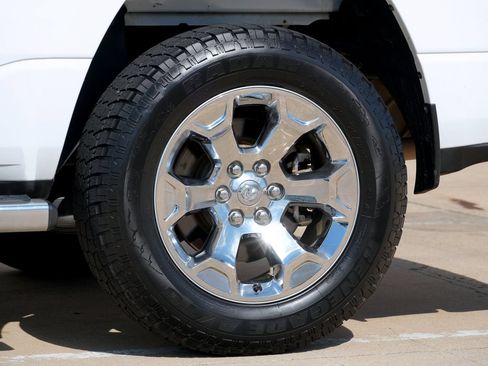 Used 2019 RAM 1500 Big Horn RWD image 27