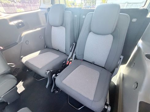 Used 2022 Ford Transit Connect XL FWD image 10